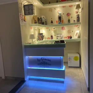 Bed & Breakfast Beb La Gemma, Naples